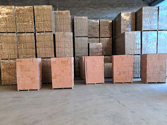 輕質粘土保溫磚圖 輕質粘土保溫磚圖